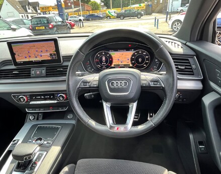 Audi Q5 TDI QUATTRO S LINE 19