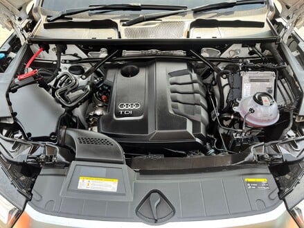 Audi Q5 TDI QUATTRO S LINE