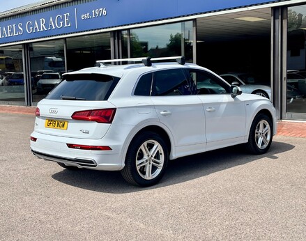Audi Q5 TDI QUATTRO S LINE 8