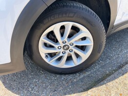 Hyundai TUCSON GDI SE NAV BLUE DRIVE 3