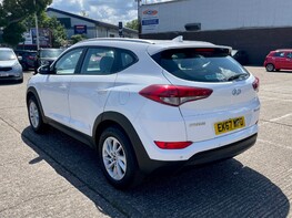 Hyundai TUCSON GDI SE NAV BLUE DRIVE 9