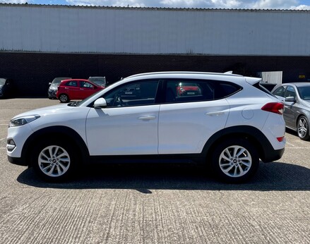 Hyundai TUCSON GDI SE NAV BLUE DRIVE 11