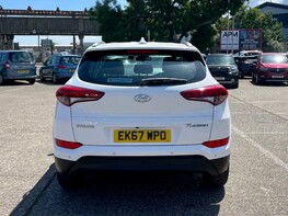 Hyundai TUCSON GDI SE NAV BLUE DRIVE 6