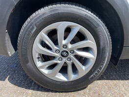 Hyundai TUCSON GDI SE NAV BLUE DRIVE 14