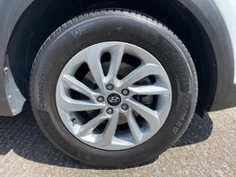 Hyundai TUCSON GDI SE NAV BLUE DRIVE 13