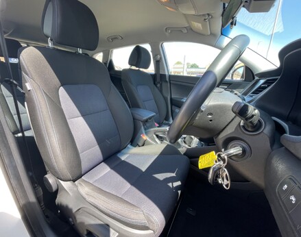 Hyundai TUCSON GDI SE NAV BLUE DRIVE 54