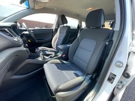 Hyundai TUCSON GDI SE NAV BLUE DRIVE 56