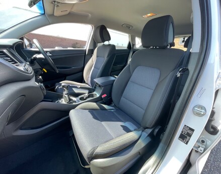 Hyundai TUCSON GDI SE NAV BLUE DRIVE 56