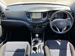 Hyundai TUCSON GDI SE NAV BLUE DRIVE 2