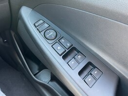 Hyundai TUCSON GDI SE NAV BLUE DRIVE 52