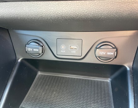 Hyundai TUCSON GDI SE NAV BLUE DRIVE 42