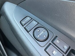 Hyundai TUCSON GDI SE NAV BLUE DRIVE 51