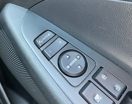 Hyundai TUCSON GDI SE NAV BLUE DRIVE 51