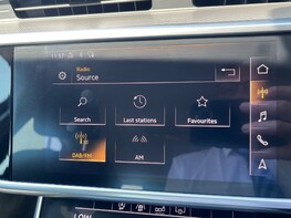 Audi A6 TDI SPORT MHEV 31