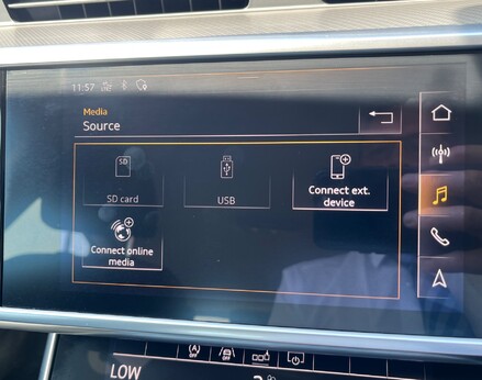 Audi A6 TDI SPORT MHEV 32