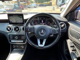 Mercedes-Benz GLA Class GLA 200 D SPORT EXECUTIVE 19