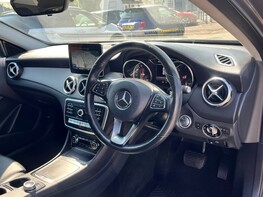 Mercedes-Benz GLA Class GLA 200 D SPORT EXECUTIVE 18