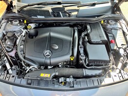 Mercedes-Benz GLA Class GLA 200 D SPORT EXECUTIVE 7
