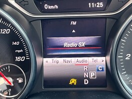 Mercedes-Benz GLA Class GLA 200 D SPORT EXECUTIVE 26