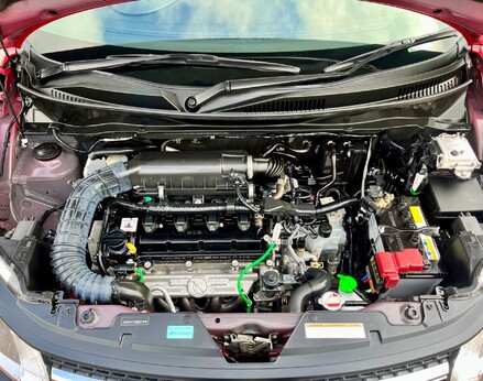 Suzuki Ignis SZ-T DUALJET 7