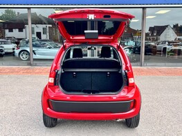 Suzuki Ignis SZ-T DUALJET 47