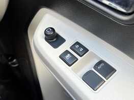 Suzuki Ignis SZ-T DUALJET 43