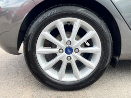 Ford Fiesta TITANIUM 15