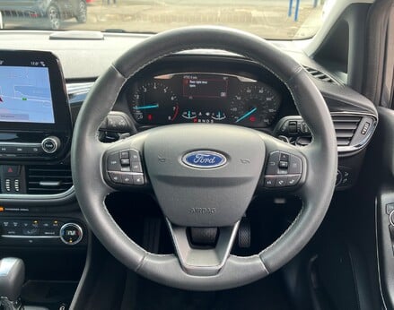 Ford Fiesta TITANIUM 20