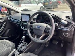 Ford Fiesta TITANIUM 18