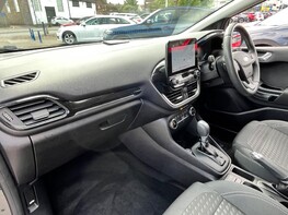 Ford Fiesta TITANIUM 17
