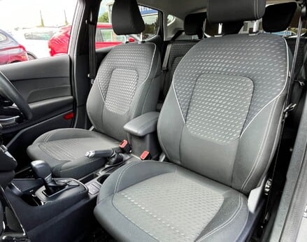 Ford Fiesta TITANIUM 53