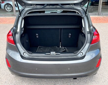 Ford Fiesta TITANIUM 56