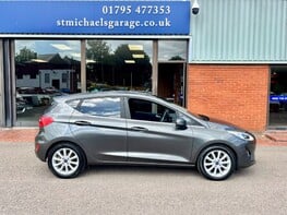 Ford Fiesta TITANIUM 10