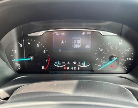 Ford Fiesta TITANIUM 21
