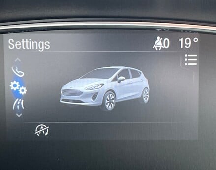 Ford Fiesta TITANIUM 27