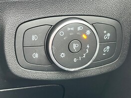 Ford Fiesta TITANIUM 50