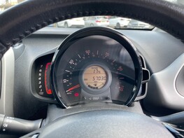 Toyota Aygo VVT-I X-PLAY 20