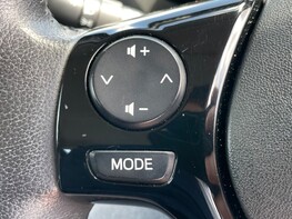 Toyota Aygo VVT-I X-PLAY 33