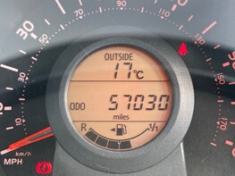 Toyota Aygo VVT-I X-PLAY 21