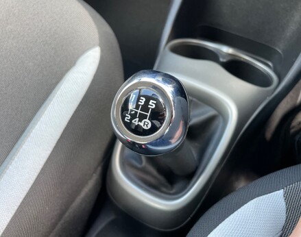 Toyota Aygo VVT-I X-PLAY 31