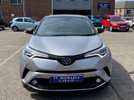 Toyota C-HR DYNAMIC 5