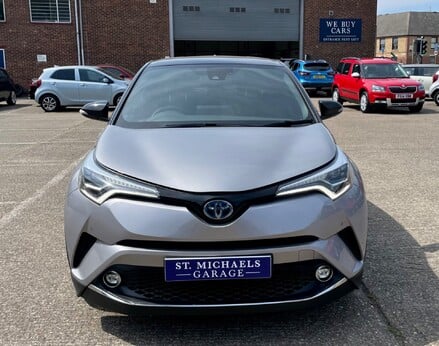 Toyota C-HR DYNAMIC 5