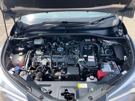 Toyota C-HR DYNAMIC