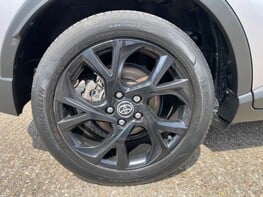 Toyota C-HR DYNAMIC 14