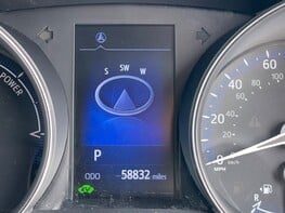 Toyota C-HR DYNAMIC 22
