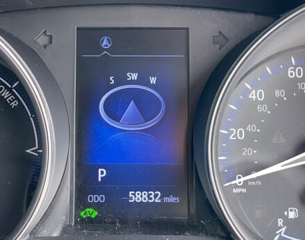 Toyota C-HR DYNAMIC 22