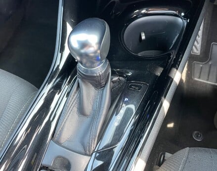 Toyota C-HR DYNAMIC 43