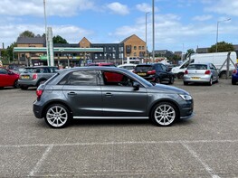 Audi A1 SPORTBACK TFSI S LINE 10