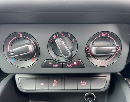 Audi A1 SPORTBACK TFSI S LINE 42