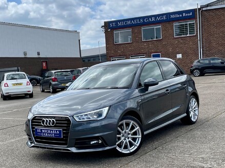 Audi A1 SPORTBACK TFSI S LINE